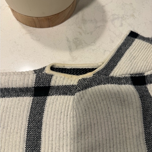 Alice and Olivia Selma Dress - Picture 9 of 9